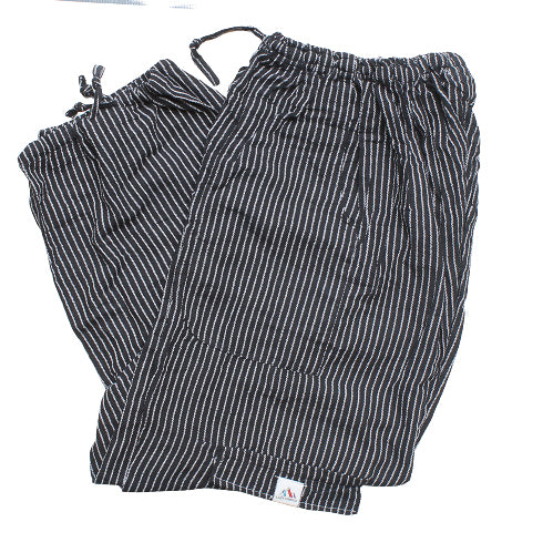 (Medium) Black with thin White stripes 0238
