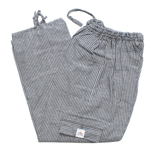 (Small) Greyish with White stripes 0226