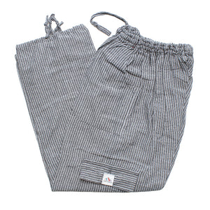 (Small) Greyish with White stripes 0226